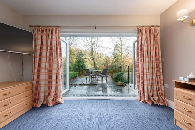 Superior Double Room, Roll-in Shower, Annex Building