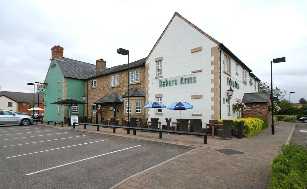 Premier Inn Waltham Abbey3