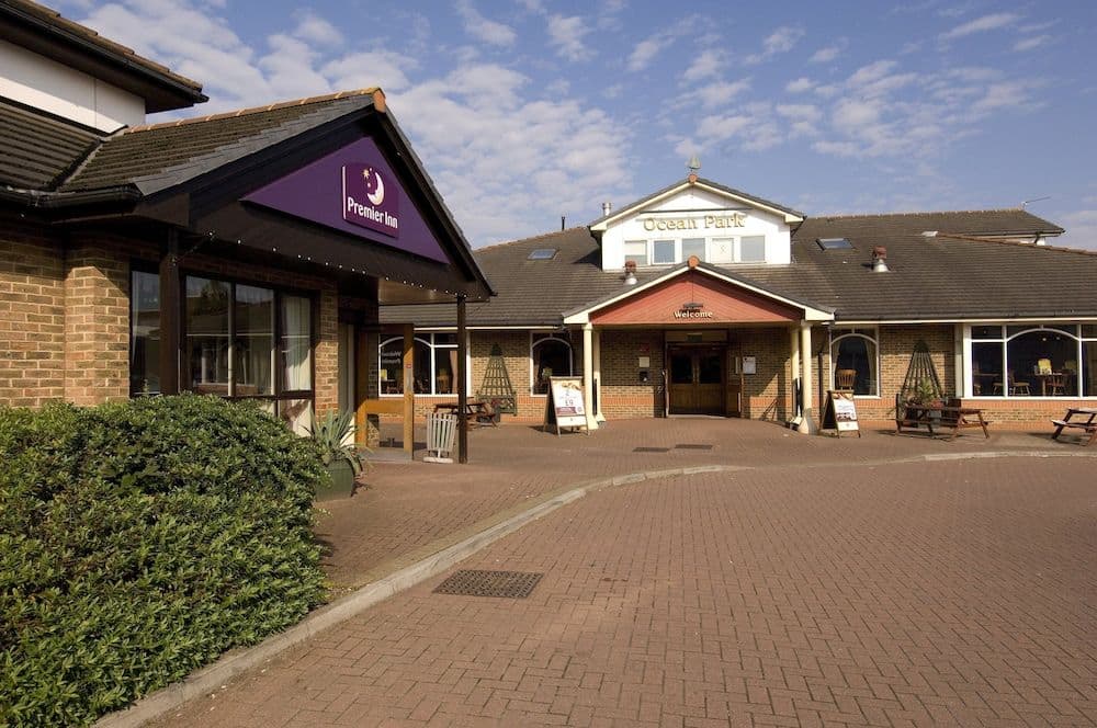 Premier Inn Cardiff City South Premier Inn Cardiff City South