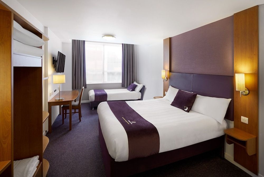 Premier Inn Bromsgrove Central3