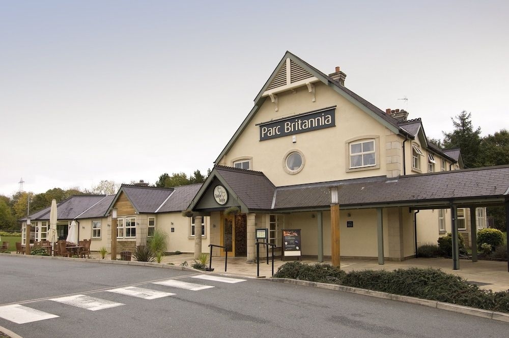 Premier Inn Bangor1