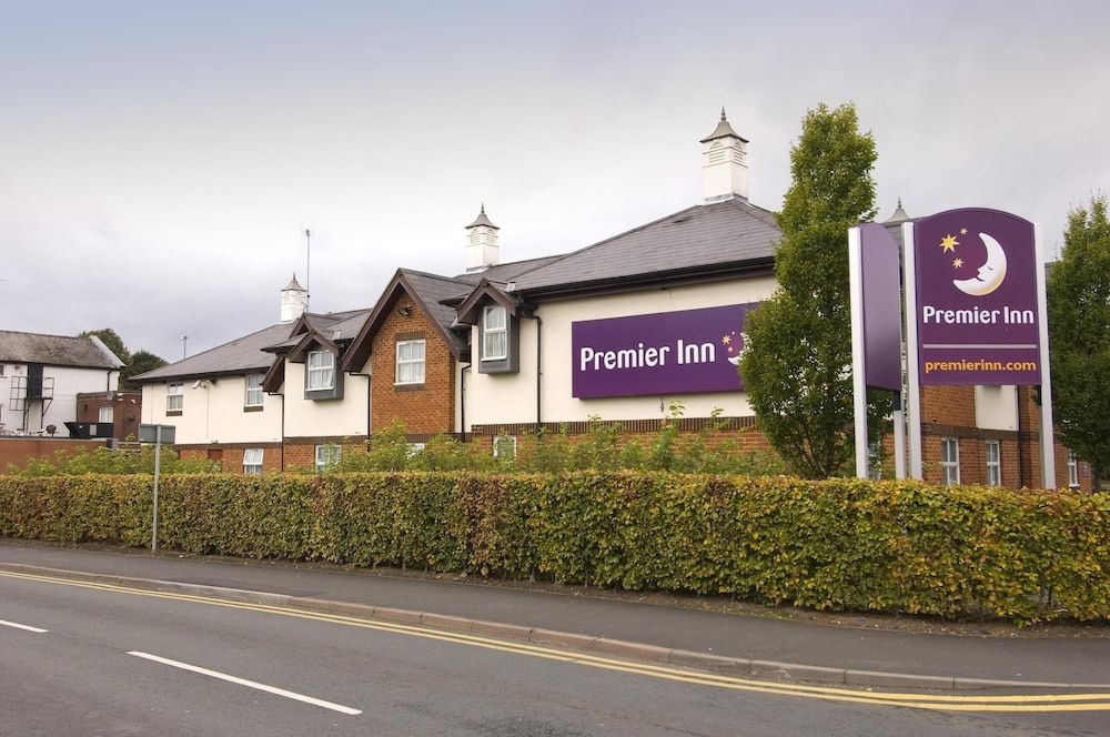 Premier Inn Chester Central (North)1