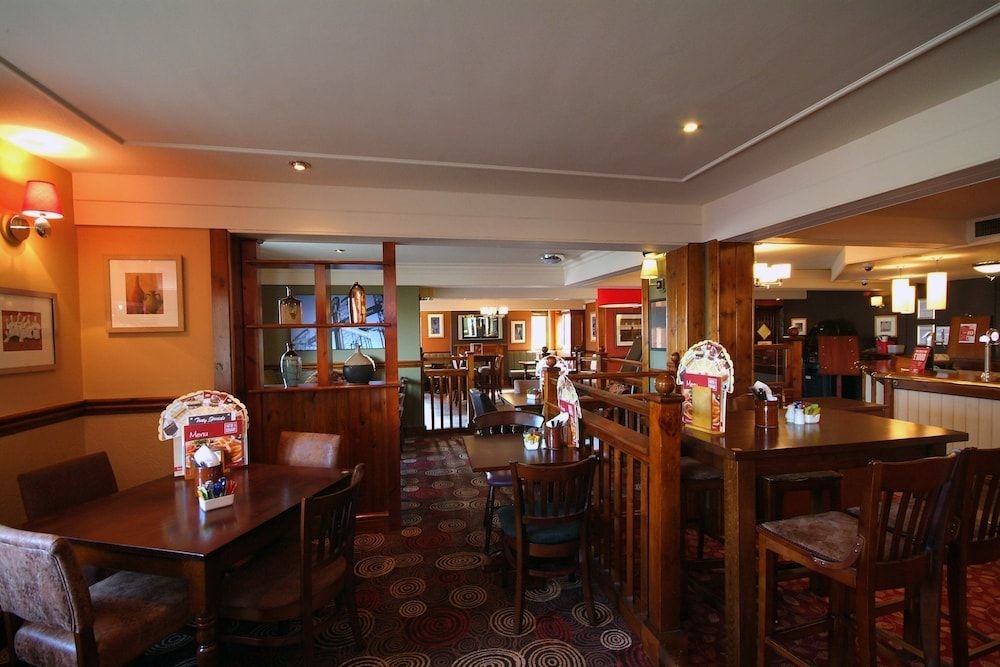 Premier Inn Blackpool Airport3