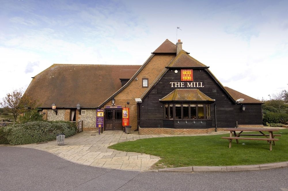 Premier Inn Eastbourne1