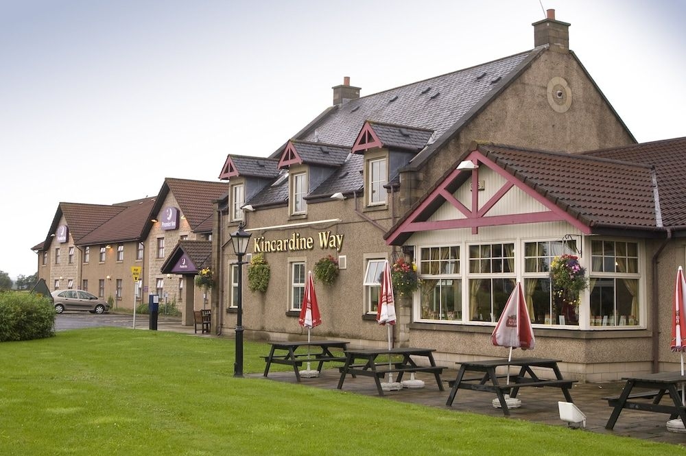 Premier Inn Falkirk North0
