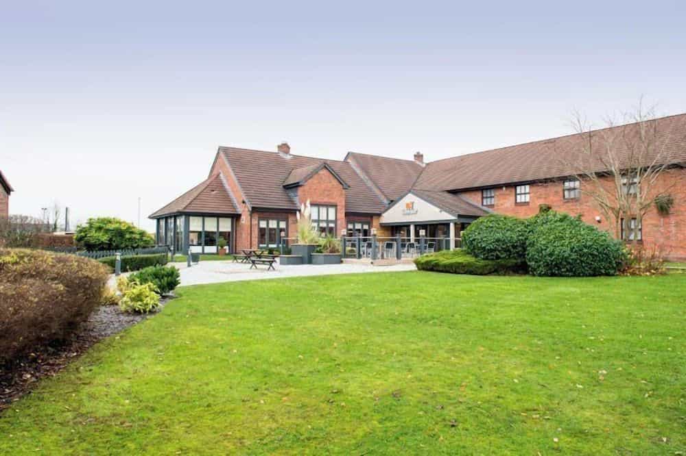 Premier Inn Crewe West Premier Inn Crewe West