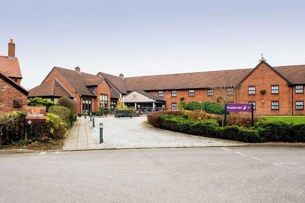 Premier Inn Crewe West0