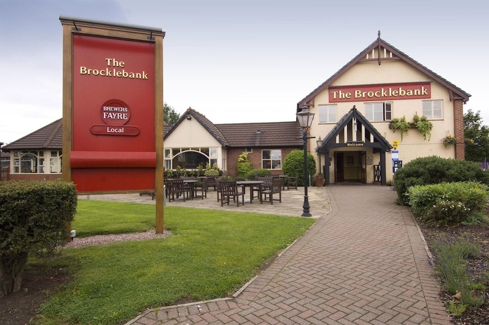 Premier Inn Crewe Central2