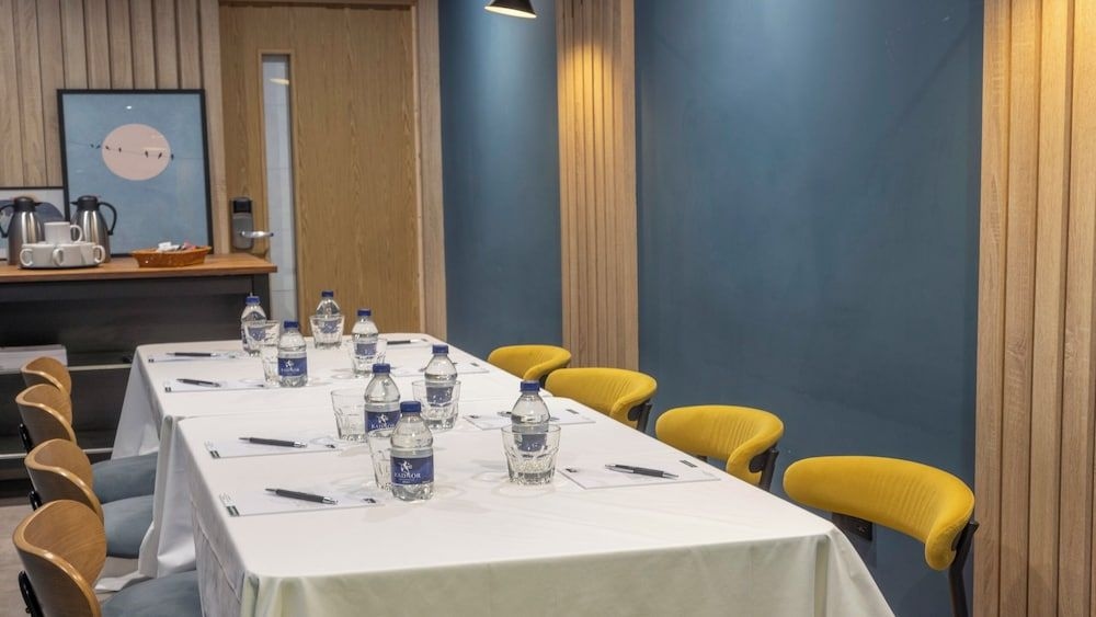 Premier Inn Chorley South4