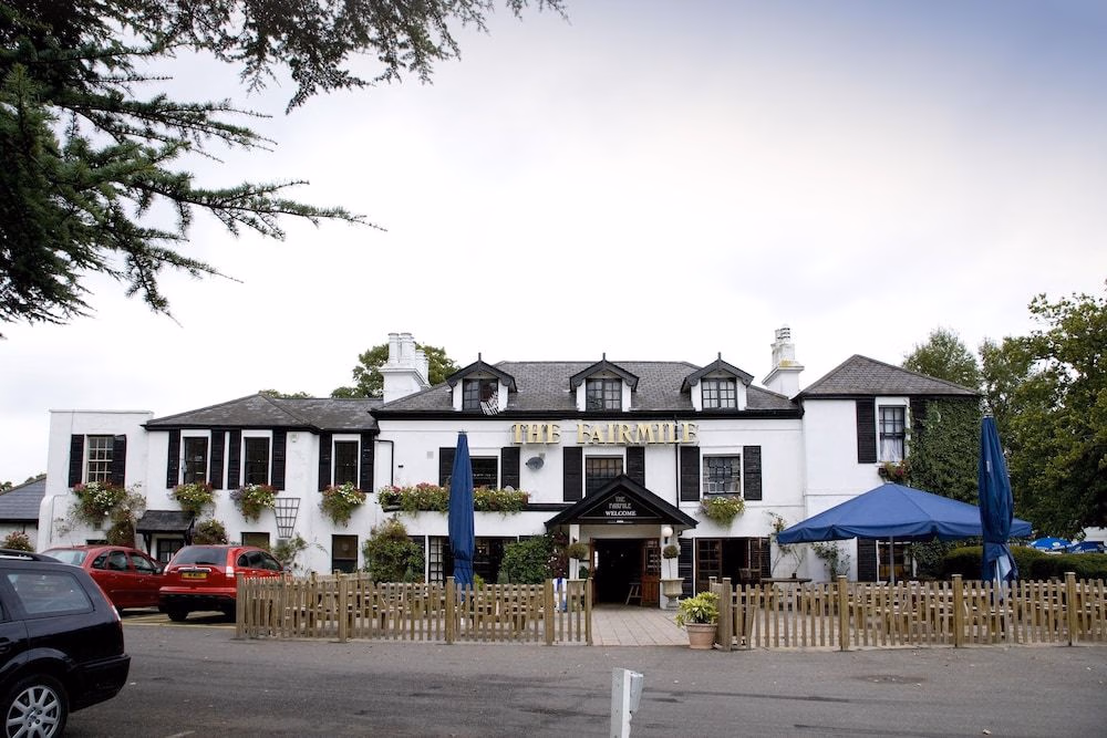 Premier Inn Cobham2