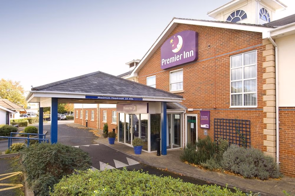 Premier Inn Coventry South (A45)3
