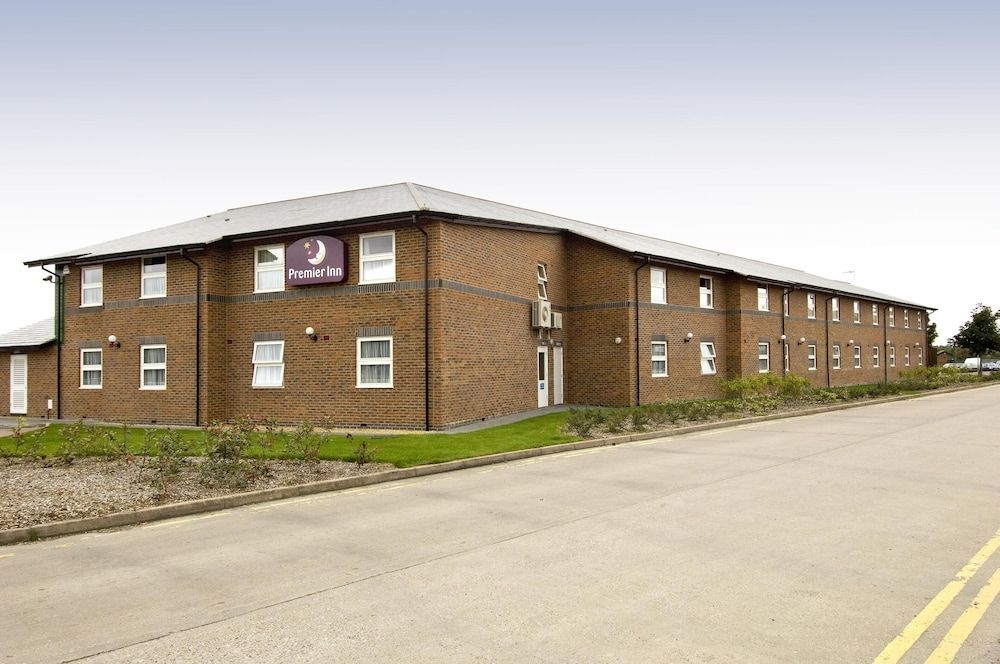 Premier Inn Hinckley3
