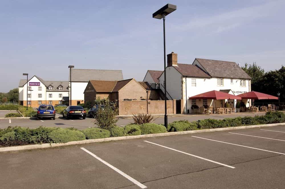Premier Inn Gloucester (Barnwood) Premier Inn Gloucester (Barnwood)