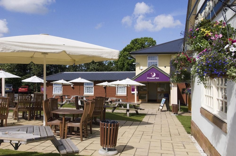 Premier Inn Shrewsbury North (Harmer Hill)0
