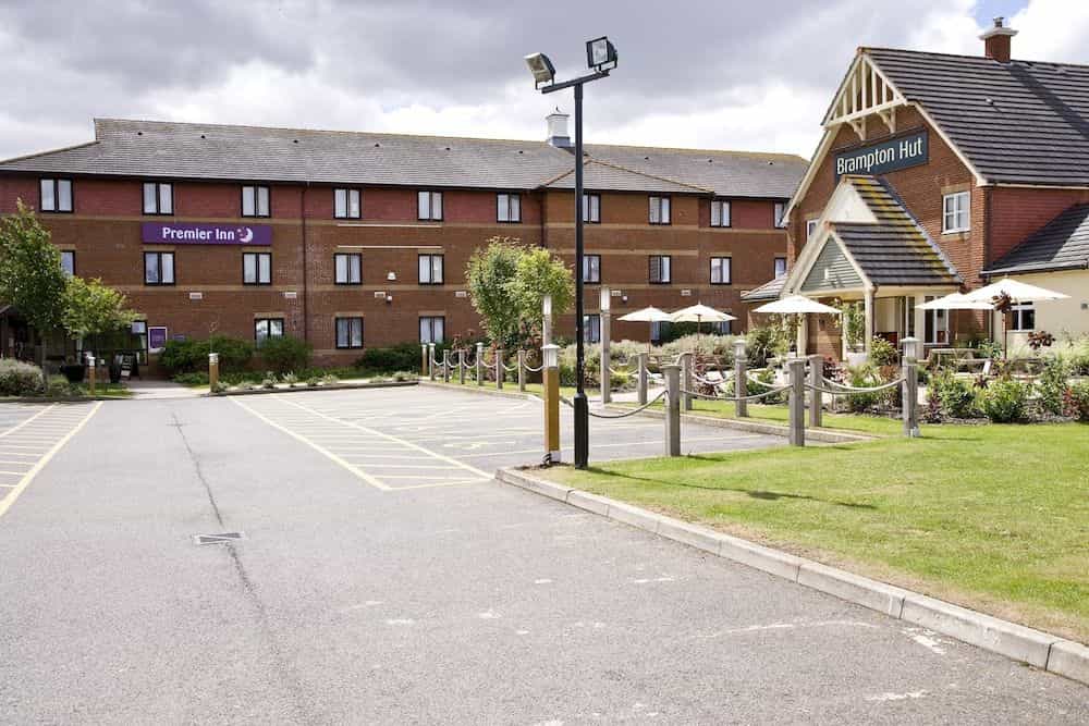 Premier Inn Huntingdon (A1/A14) Premier Inn Huntingdon (A1/A14)