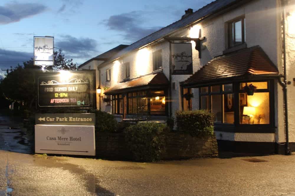 Premier Inn Knutsford (Mere) Premier Inn Knutsford (Mere)