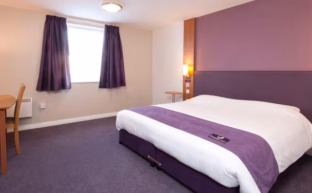 Standard Double Room, Accessible Bathtub