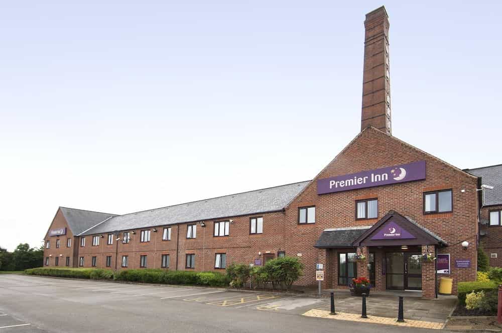 Premier Inn Leeds South (Birstall) Premier Inn Leeds South (Birstall)
