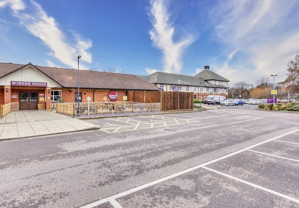 Premier Inn London Beckton1