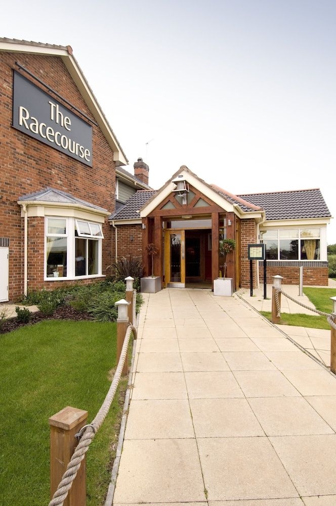 Premier Inn Uttoxeter0