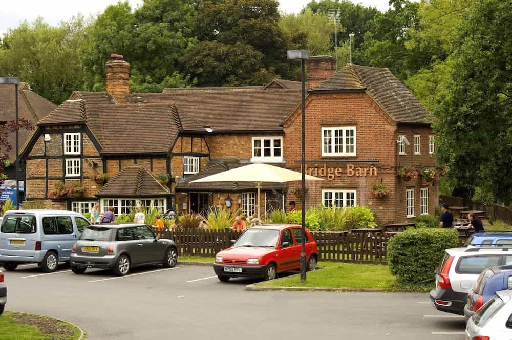Premier Inn Woking West (A324) Premier Inn Woking West (A324)