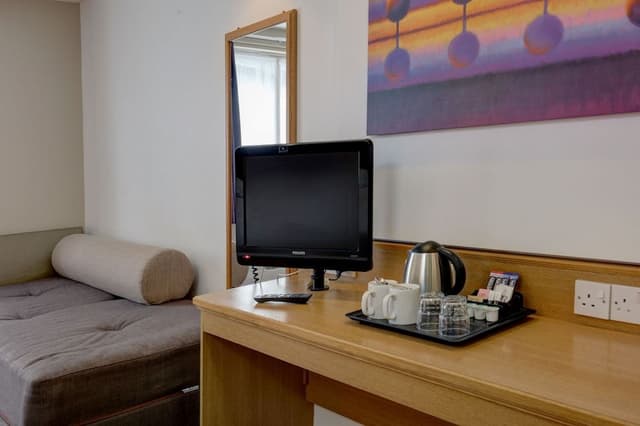 Deluxe Room, 2 Twin Beds, Non Smoking