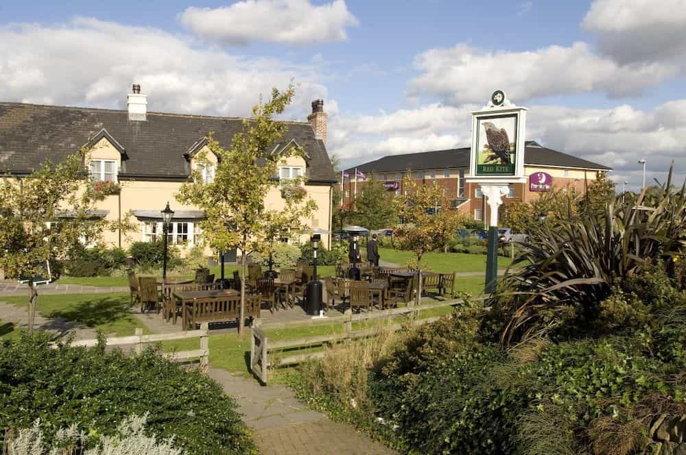 Premier Inn Wakefield South (M1, Jct39) Premier Inn Wakefield South (M1, Jct39)