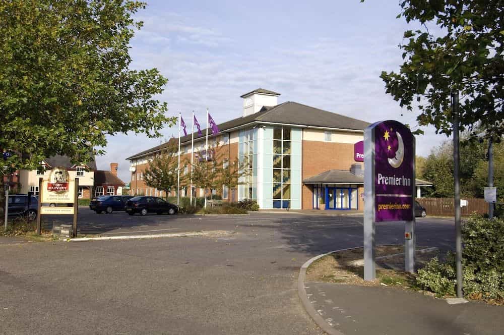 Premier Inn Reading (Caversham Bridge) Premier Inn Reading (Caversham Bridge)