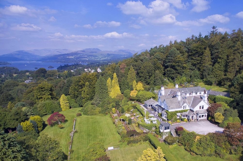 Lindeth Fell Country House Hotel0