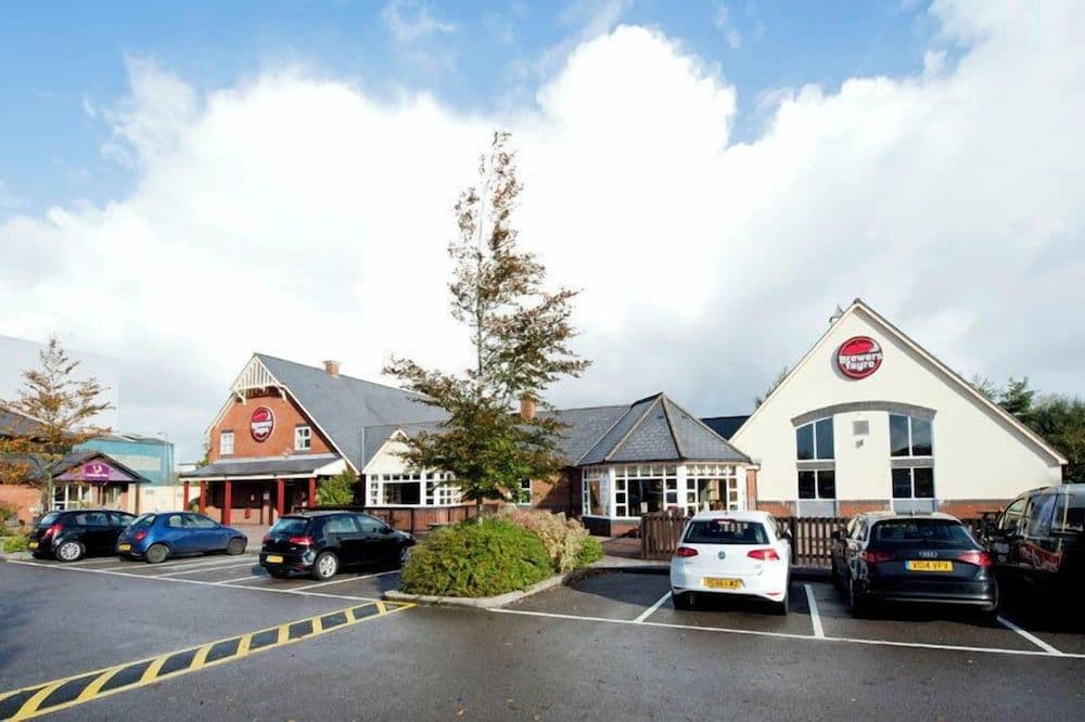 Premier Inn Swansea North Premier Inn Swansea North