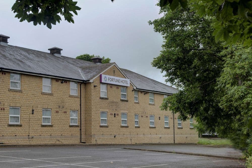 Premier Inn Huddersfield West Premier Inn Huddersfield West