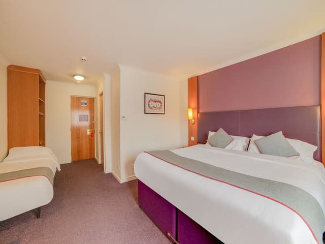 Standard Room, Multiple Beds (Family of 3)
