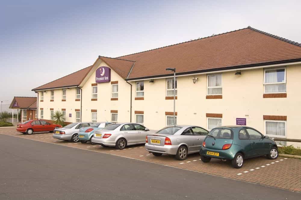 Premier Inn Oldham Central Premier Inn Oldham Central