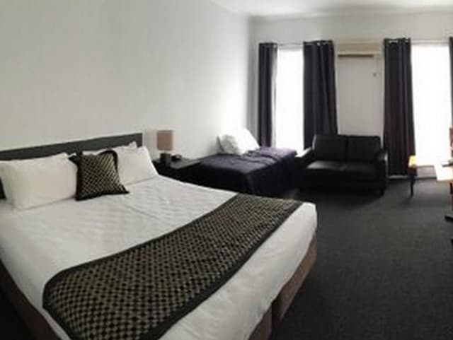 Executive Spa Suite