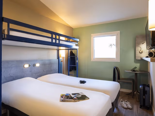 Triple Room, 3 Twin Beds