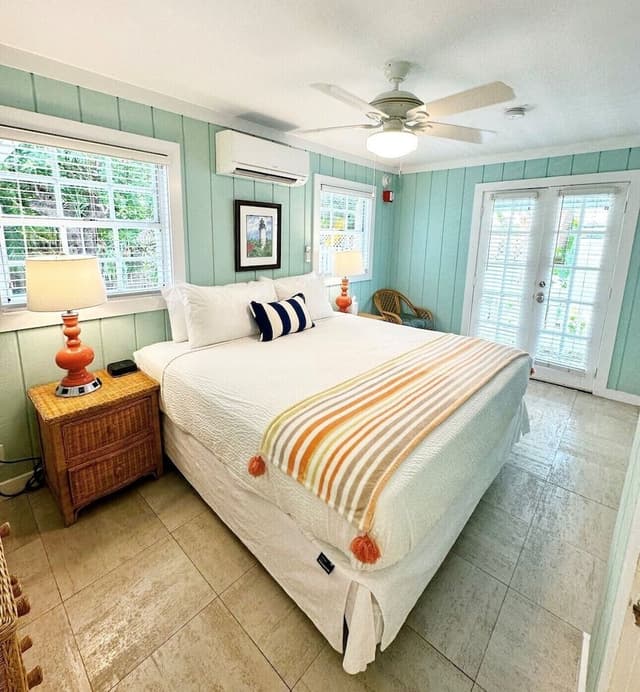Deluxe Room, 1 King Bed