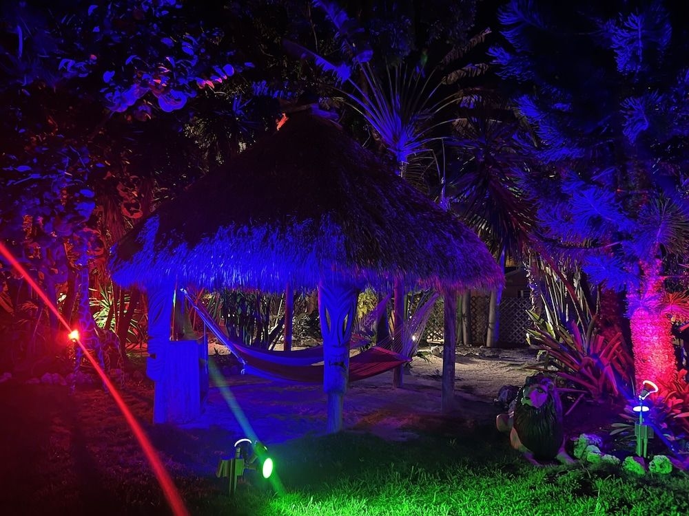 Sunset Cove Beach Resort4