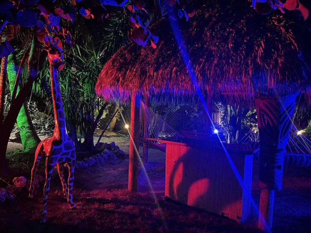 Sunset Cove Beach Resort3
