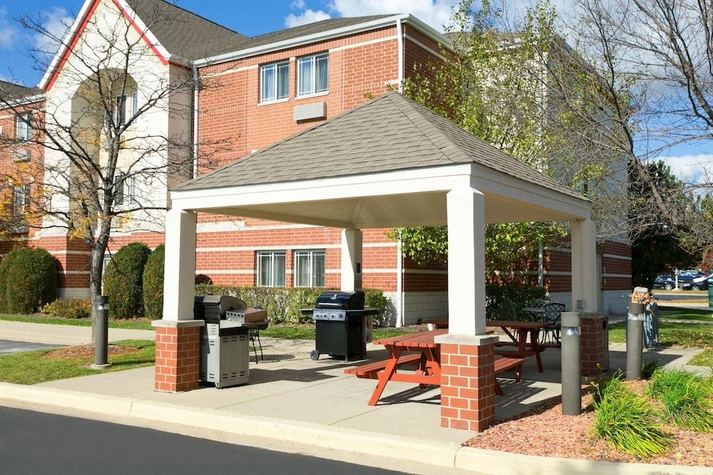 Hawthorn Suites by Wyndham Chicago - Hoffman Estates1