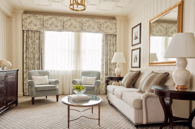 Luxury Suite, 1 Bedroom (St Johns Church View with King Bed)