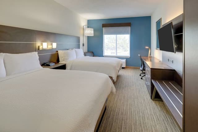 Suite, Multiple Beds