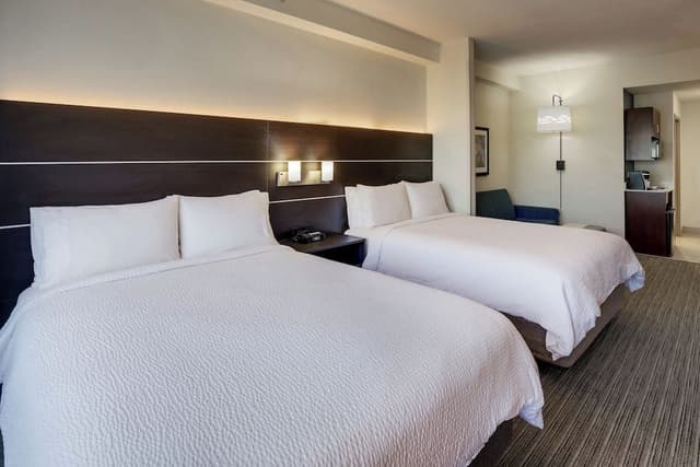 Suite, Multiple Beds
