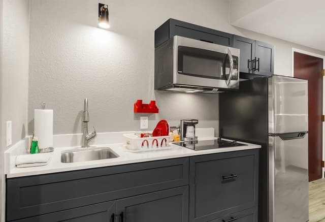 Suite, 1 Bedroom, Non Smoking, Kitchen