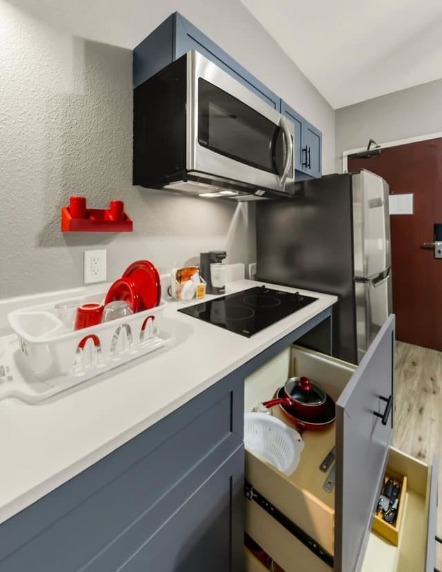 Suite, 1 Bedroom, Non Smoking, Kitchen