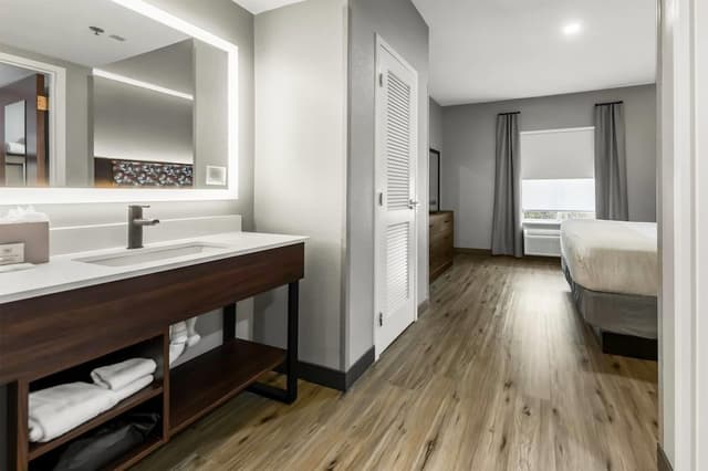Suite, 1 Bedroom, Non Smoking, Kitchen