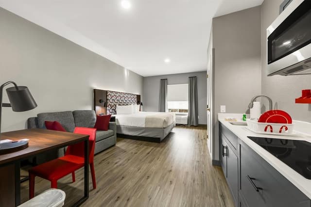 Suite, 1 Bedroom, Non Smoking, Kitchen