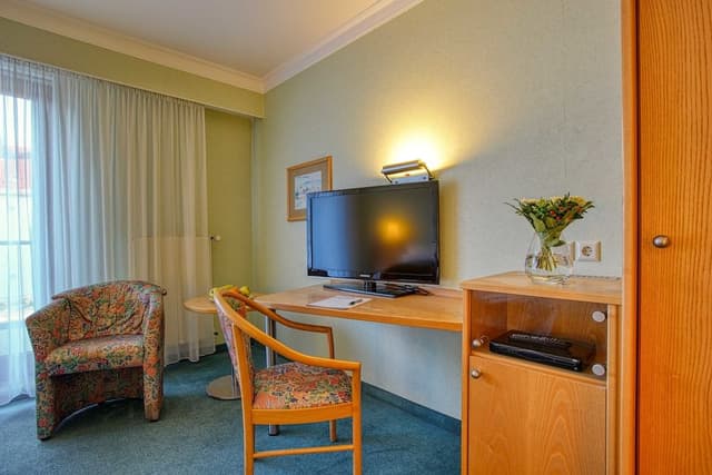 Double or Twin Room, Garden View