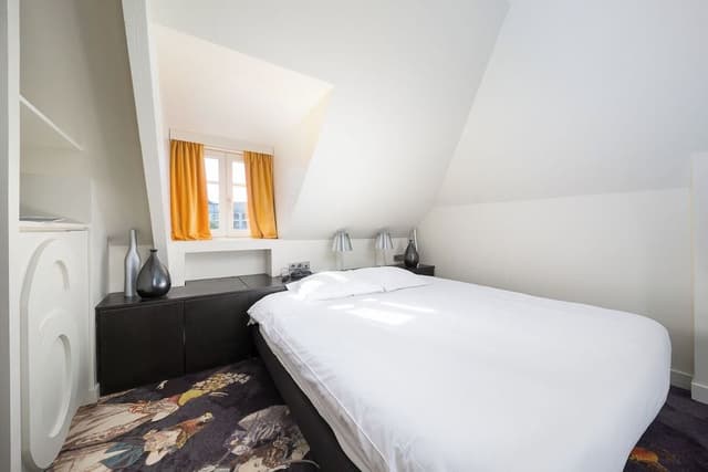 Family Room, 1 King Bed with Sofa bed (Room #6)