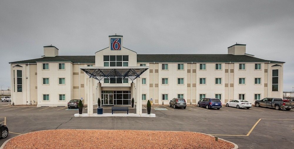 Motel 6 Saskatoon2