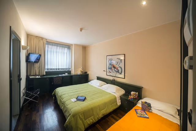 Triple Room